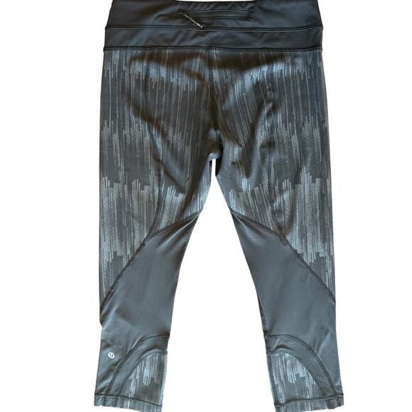 Lululemon Leggings Run Inspire Crop II Black Metallic Size 6 - Picture 1 of 8